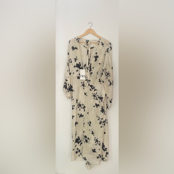new zara Black and White Floral Maxi Dress printed art one sleeve - Picture 12 of 15
